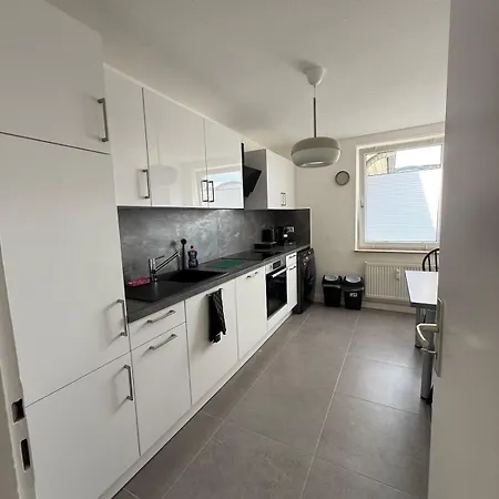 Appartement Schicke Gegenueber Bahnhof *