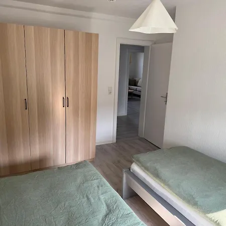 Schicke Gegenueber Bahnhof Apartment Kassel