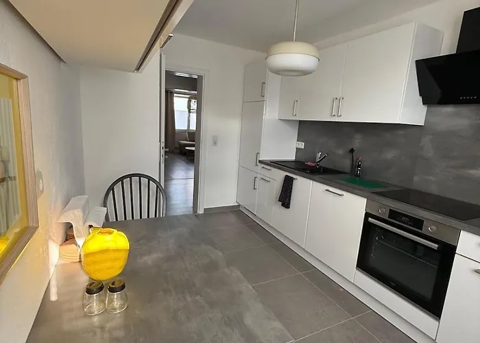 Appartamento Schicke Gegenueber Bahnhof