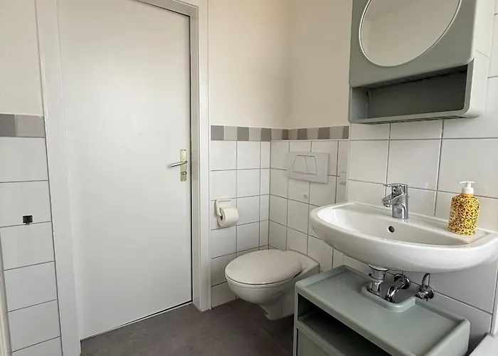 Schicke Gegenueber Bahnhof * Kassel