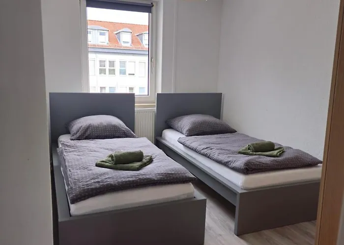 Schicke Gegenueber Bahnhof Appartamento